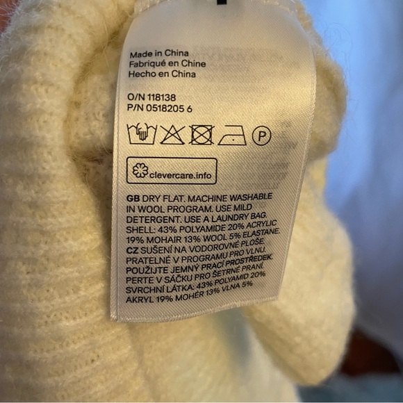 H&M Cream Textured Women's Sweater - Picture 5 of 5